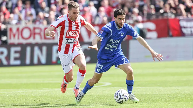 Alessandro Lamesta, migliore in campo dei biancazzurri - Foto New Reporter Nicoli © www.giornaledibrescia.it