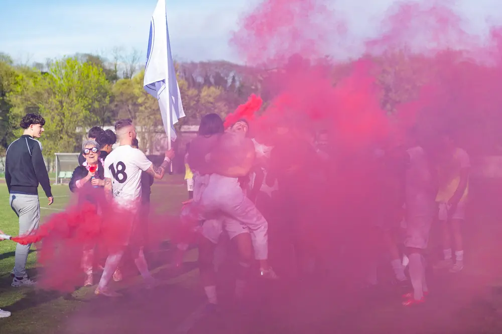 Seconda categoria: gli scatti di Gsr-Cortefranca e la festa per la promozione