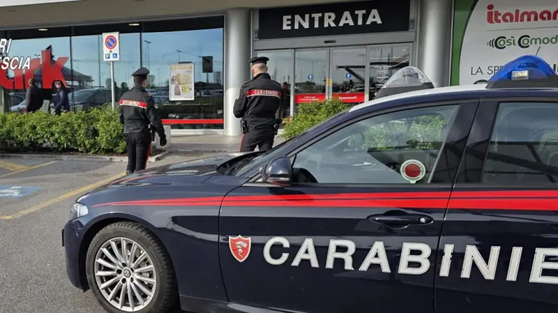 Il supermercato di Ghedi - Foto Carabinieri © www.giornaledibrescia.it