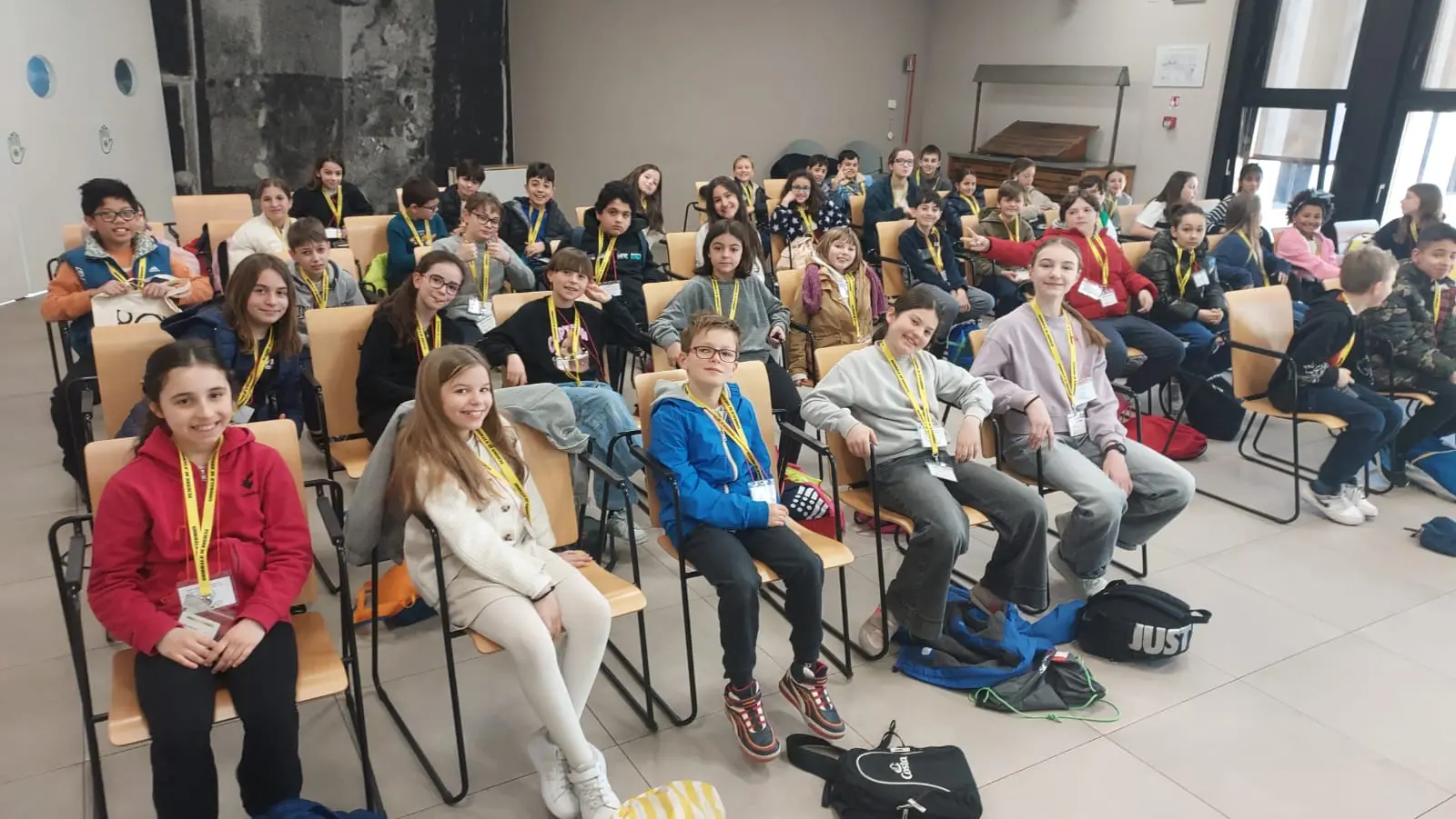 Le classi 5B e 5C della scuola Laini di Desenzano in visita al GdB