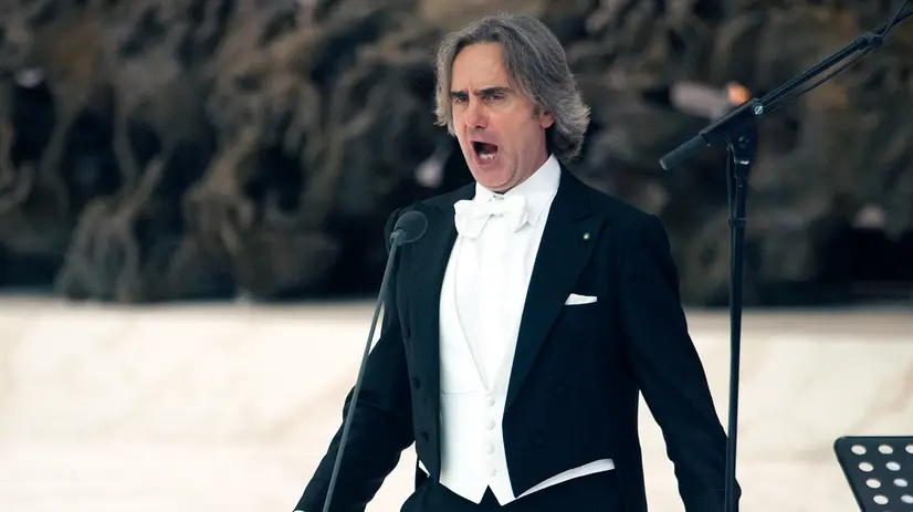 Francesco Grollo, dalla divisa al canto lirico