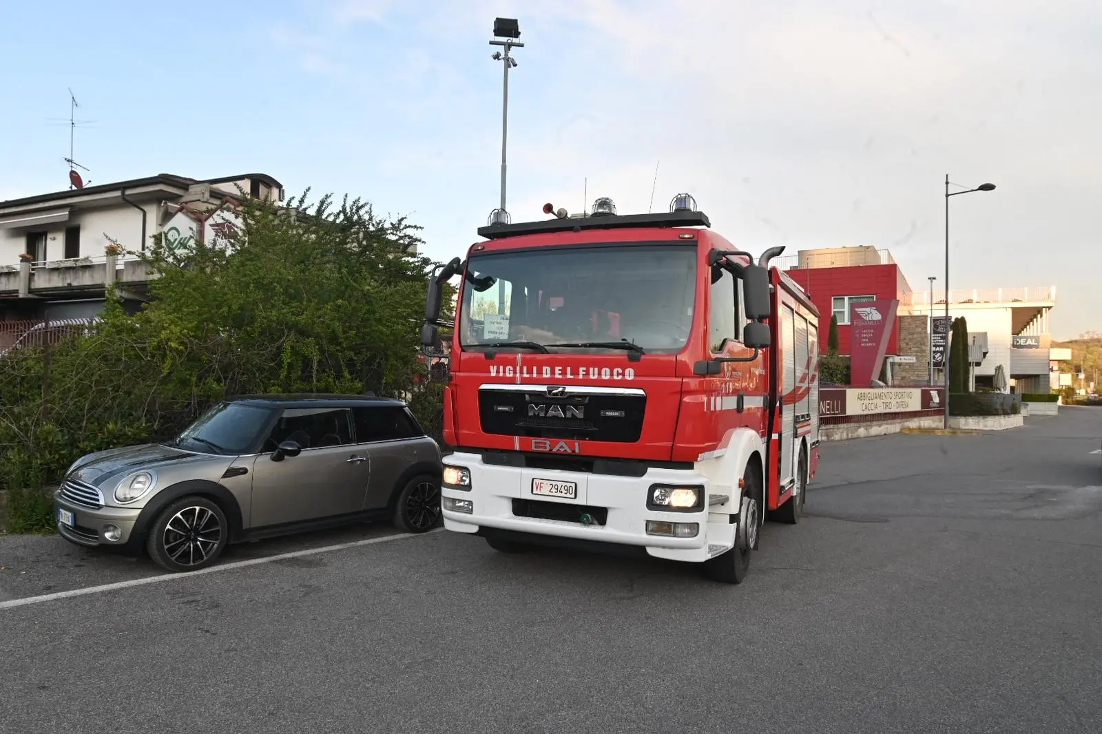 Esplosione in armeria a Lonato