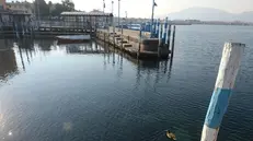 Sul lago di Iseo si combattono siccità e alghe - Foto di Gabriele Strada Neg