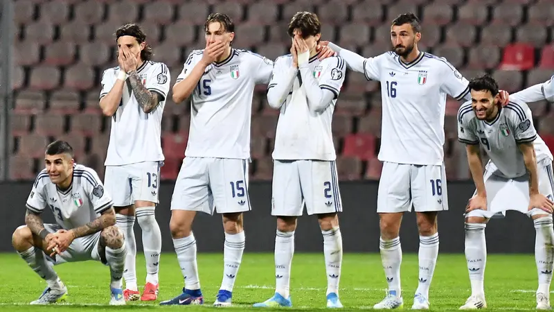 La delusione degli azzurri - Foto Ansa © www.giornaledibrescia.it