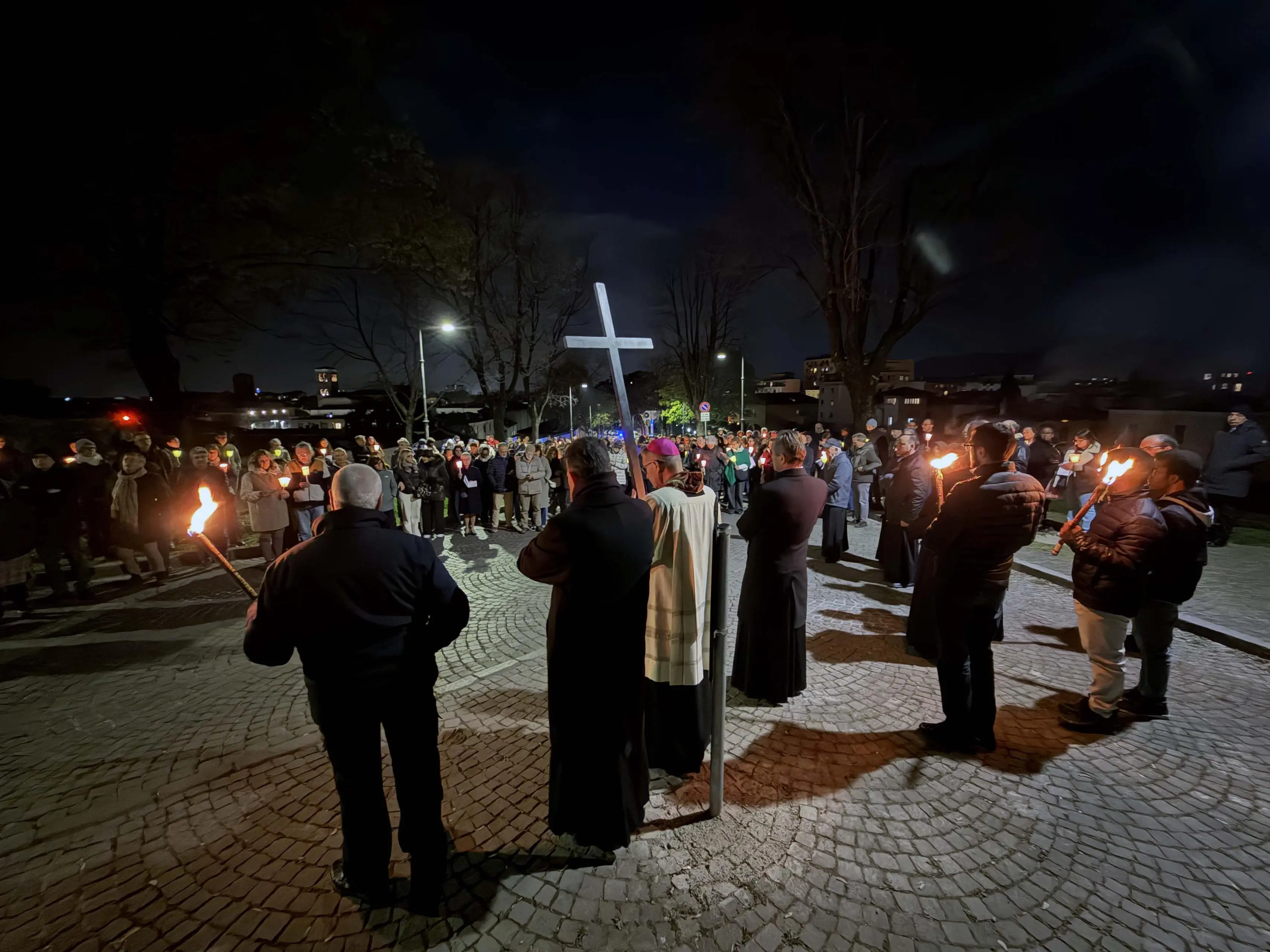 La Via crucis per le strade di Brescia