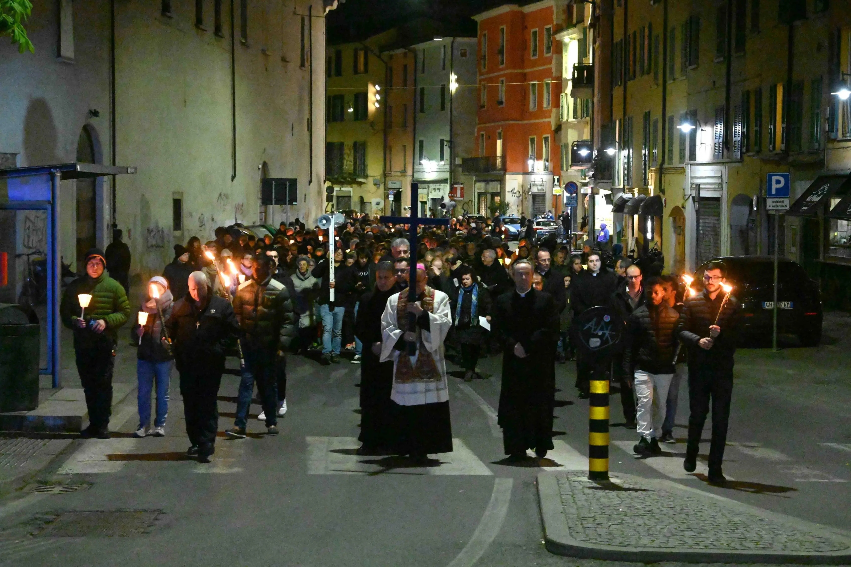 La Via crucis per le strade di Brescia