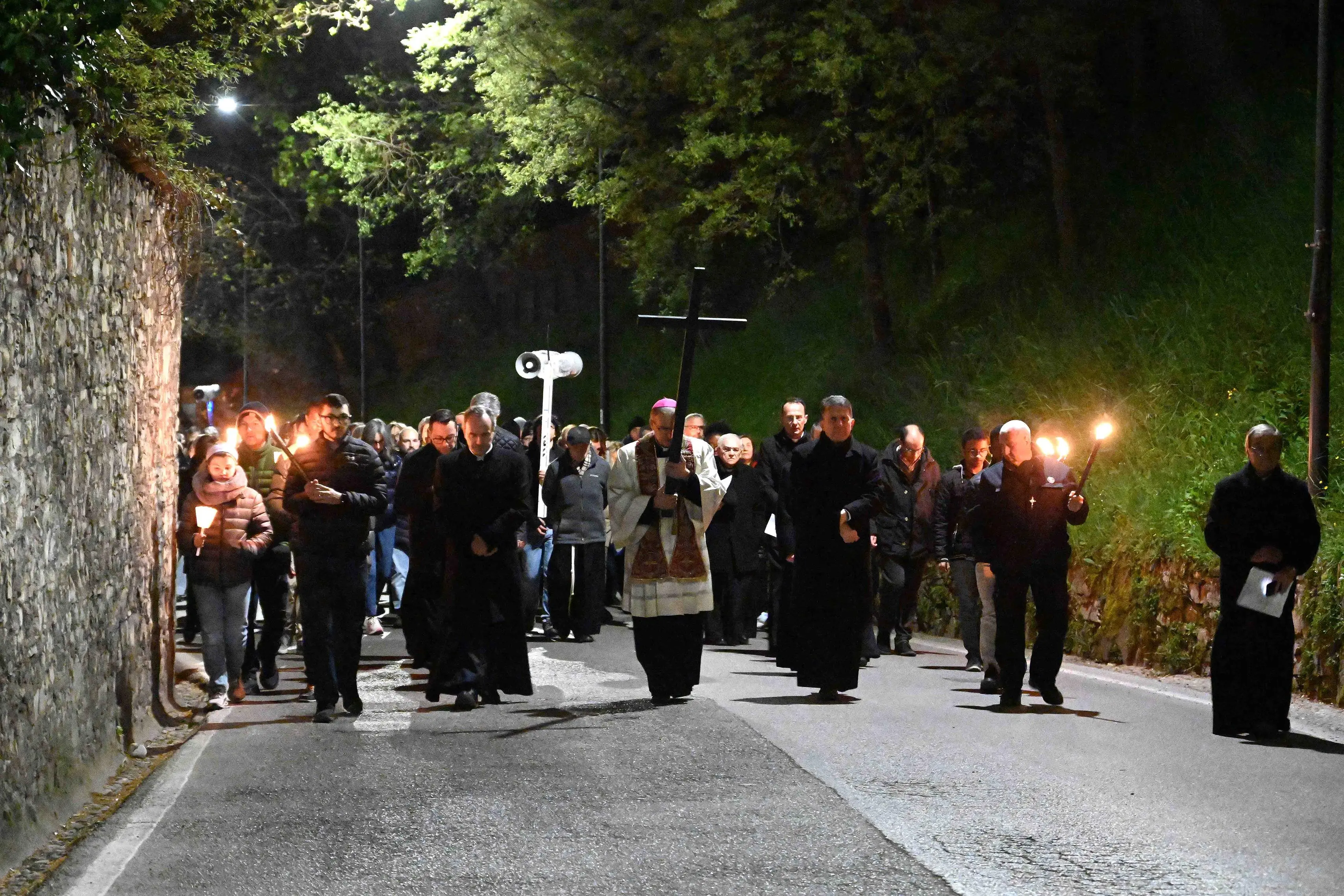 La Via crucis per le strade di Brescia