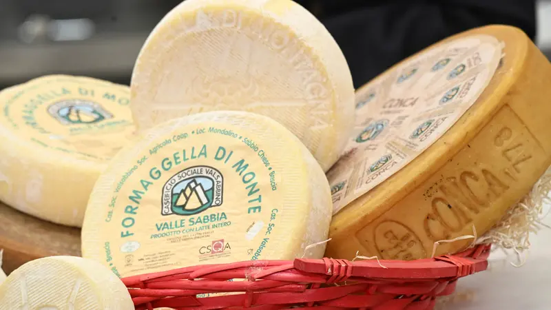 Prodotti del Caseificio Sociale Valsabbino - Foto New Reporter Favretto © www.giornaledibrescia.it