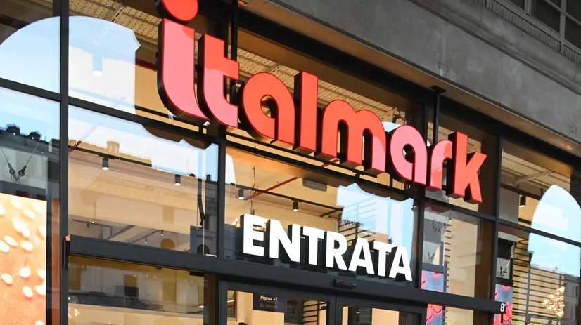 Un punto vendita Italmark, a Brescia - Foto Gabriele Strada /Neg © www.giornaledibrescia.it