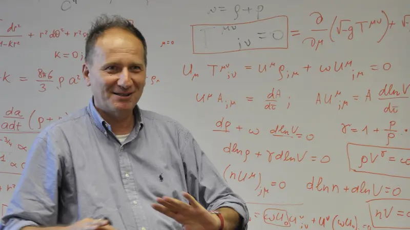 L'astrofisico Massimo Della Valle