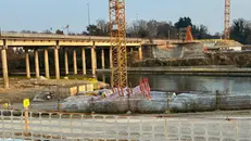 Il nuovo ponte di Palazzolo in costruzione - © www.giornaledibrescia.it