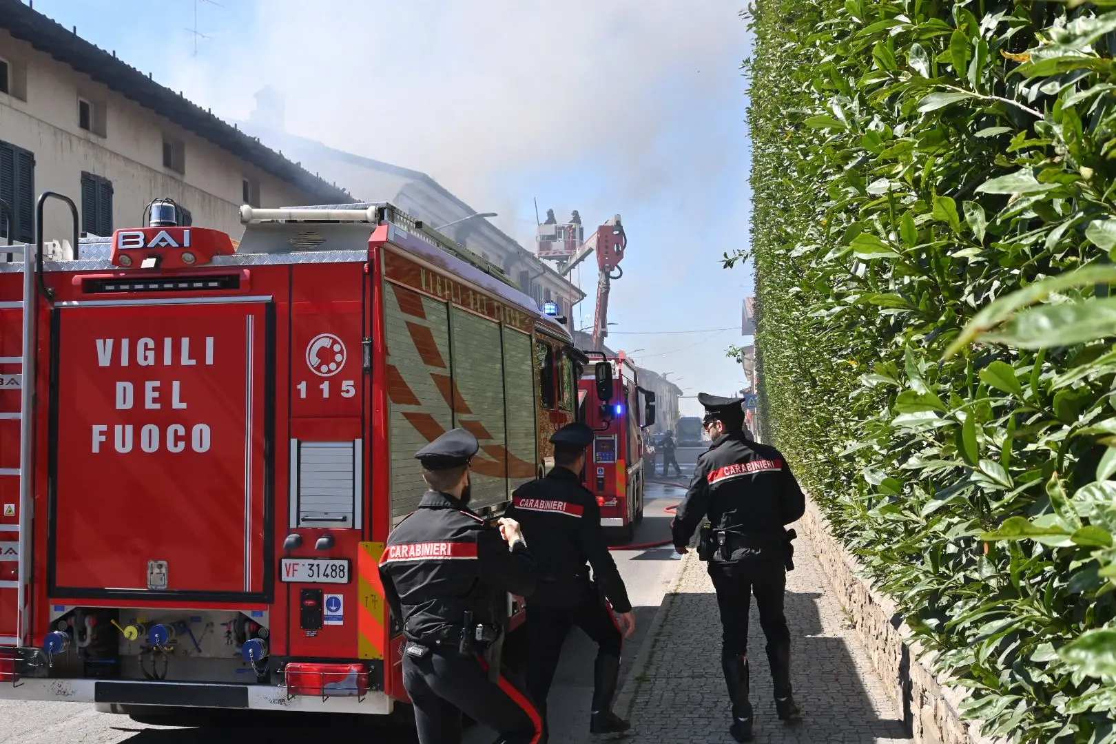 L'incendio a Trenzano