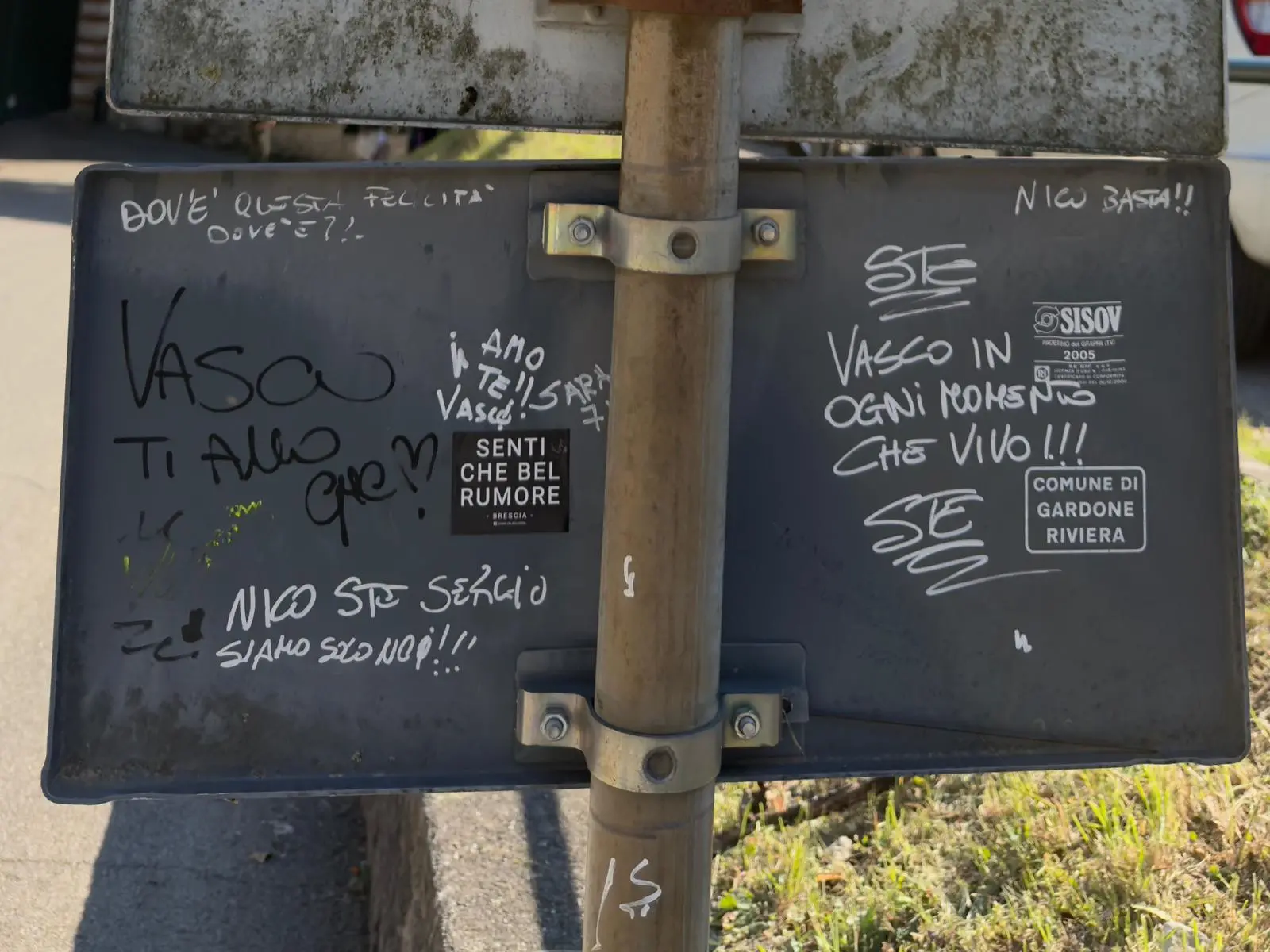 Vasco Rossi sul lago di Garda