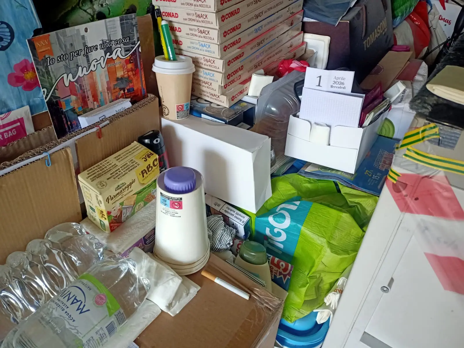 Michele mostra la sua casa nel sottopasso