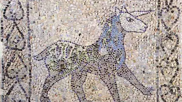 Un mosaico del XII secolo raffigurante un unicorno