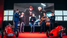 Un momento dell'inaugurazione dell'officina Le Dodici Cilindri