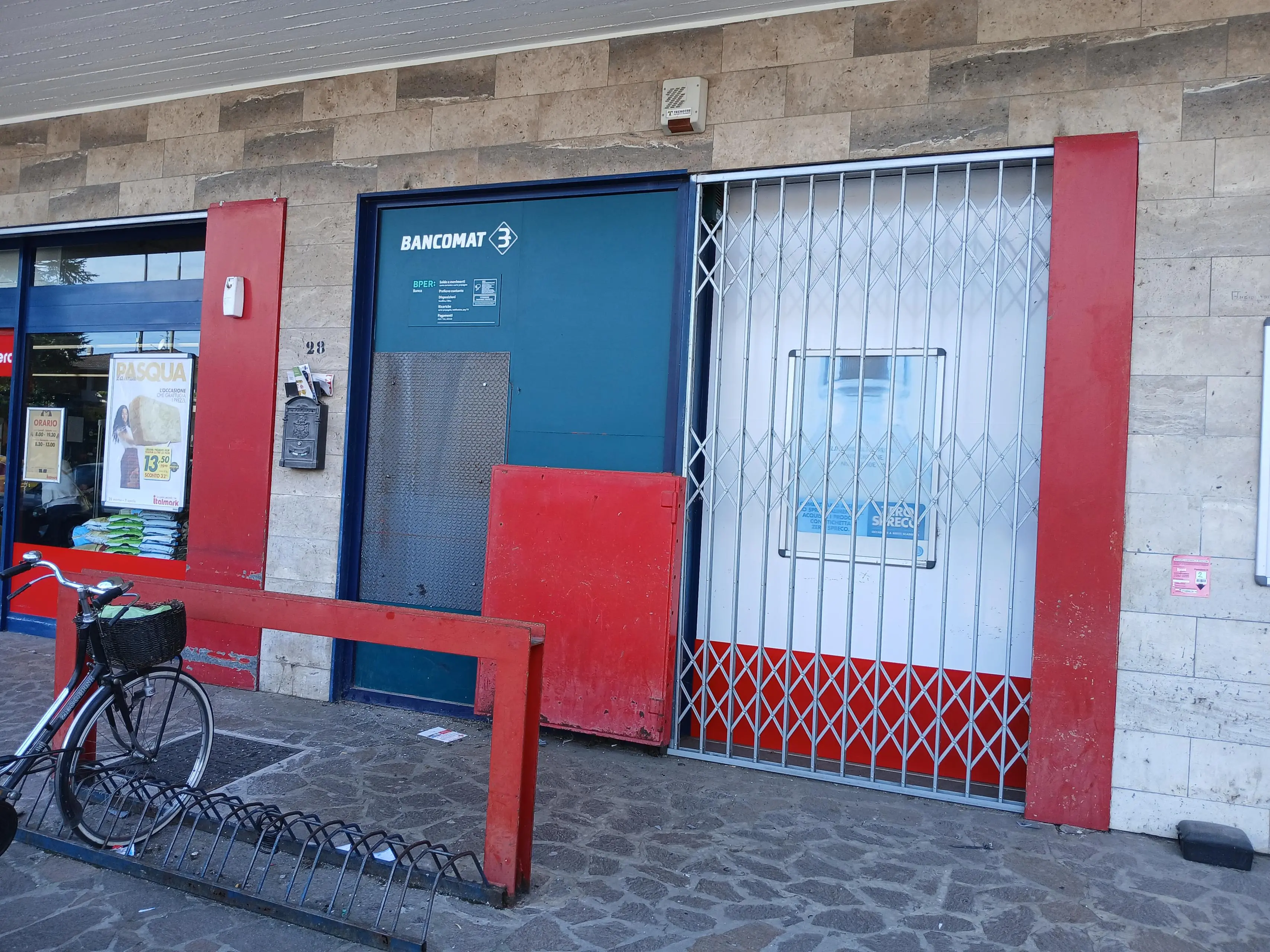 Colpo al bancomat di Ghedi in via Colombo