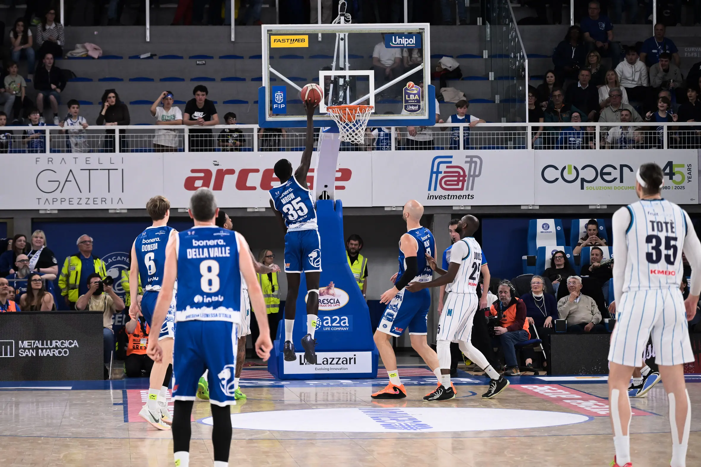 Serie A: le immagini di Germani-Napoli