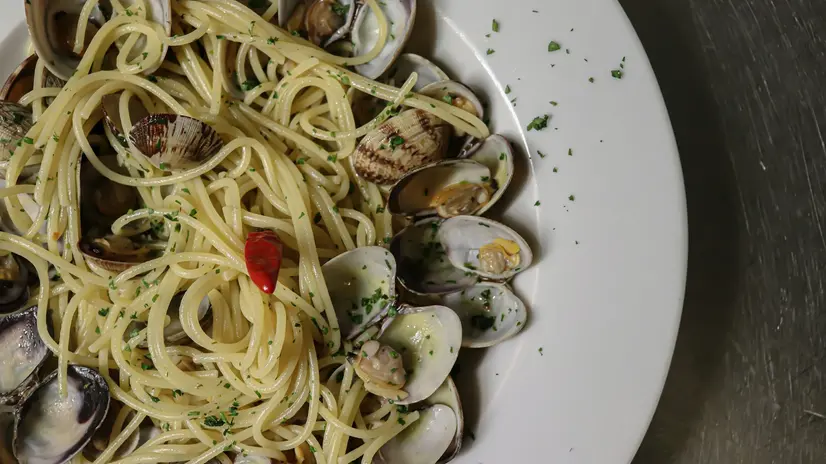 Un piatto di spaghetti alle vongole