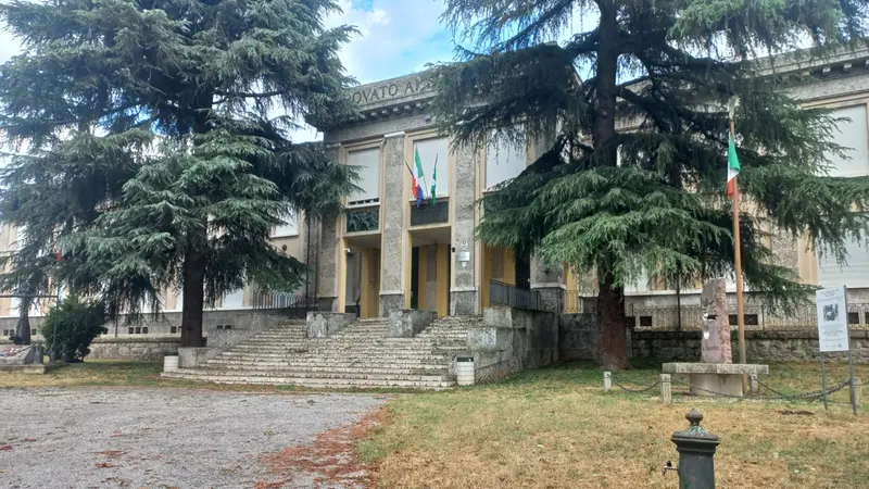 Scuola primaria «Ai Caduti» di Rovato - © www.giornaledibrescia.it