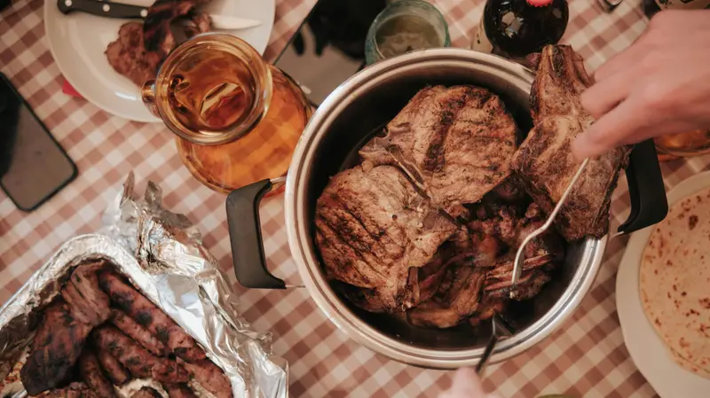 Dopo le abbuffata di Pasqua e Pasquetta, nel frigo non mancano gli avanzi
