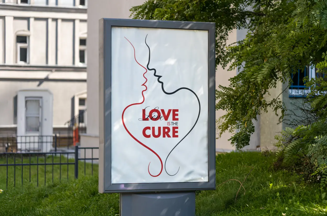 Alcune delle opere d'arte realizzate dagli studenti negli scorsi anni