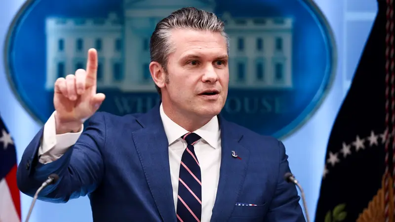 Pete Hegseth, Segretario della Guerra Usa - Foto Epa/Jim Lo Scalzo © www.giornaledibrescia.it