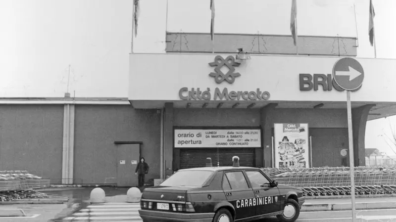 La Città Mercato aperta nel 1975 - © www.giornaledibrescia.it