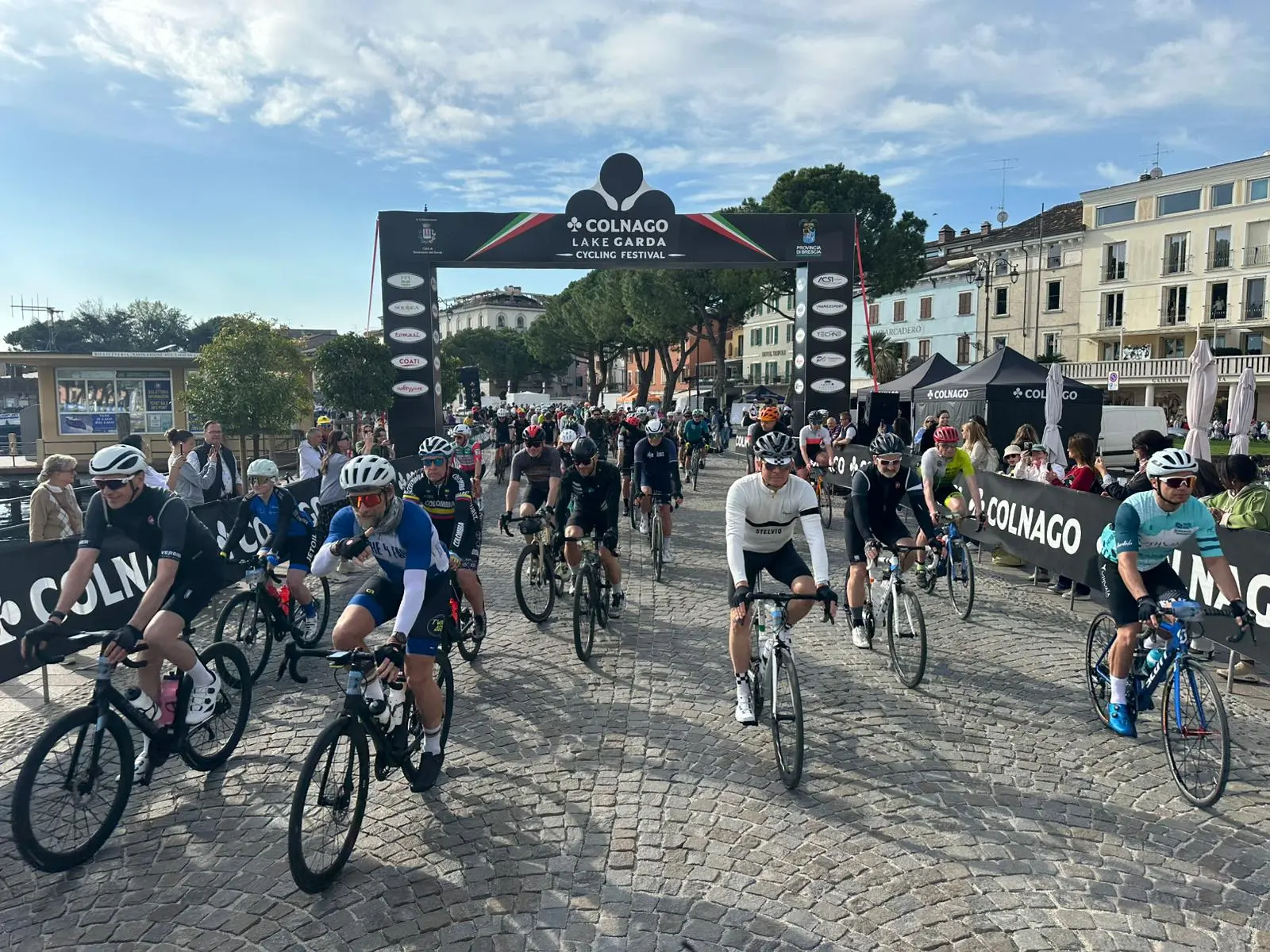 Colnago Cycling Festival, la partenza dell'edizione 2026