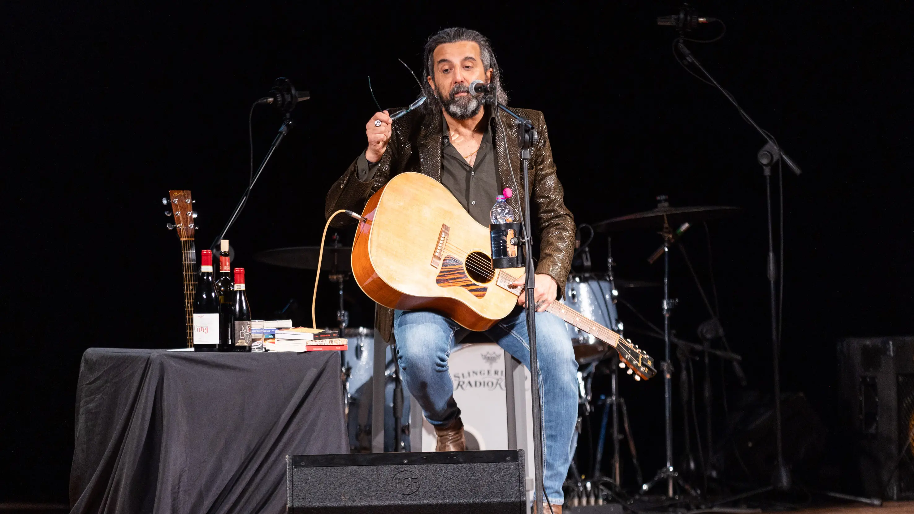 Omar Pedrini con «Canzoni sul saper vivere» a Rezzato