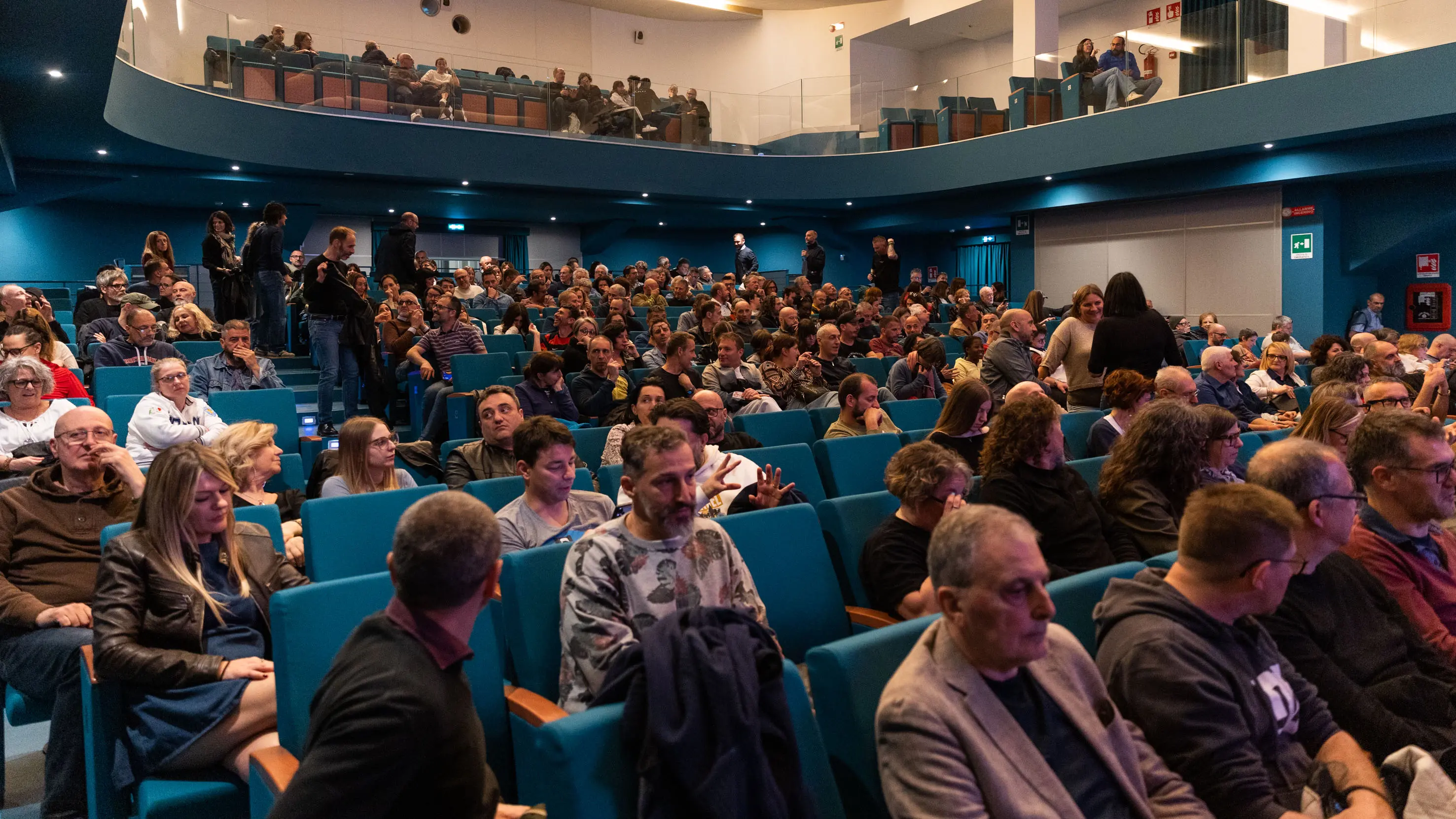 Omar Pedrini con «Canzoni sul saper vivere» a Rezzato