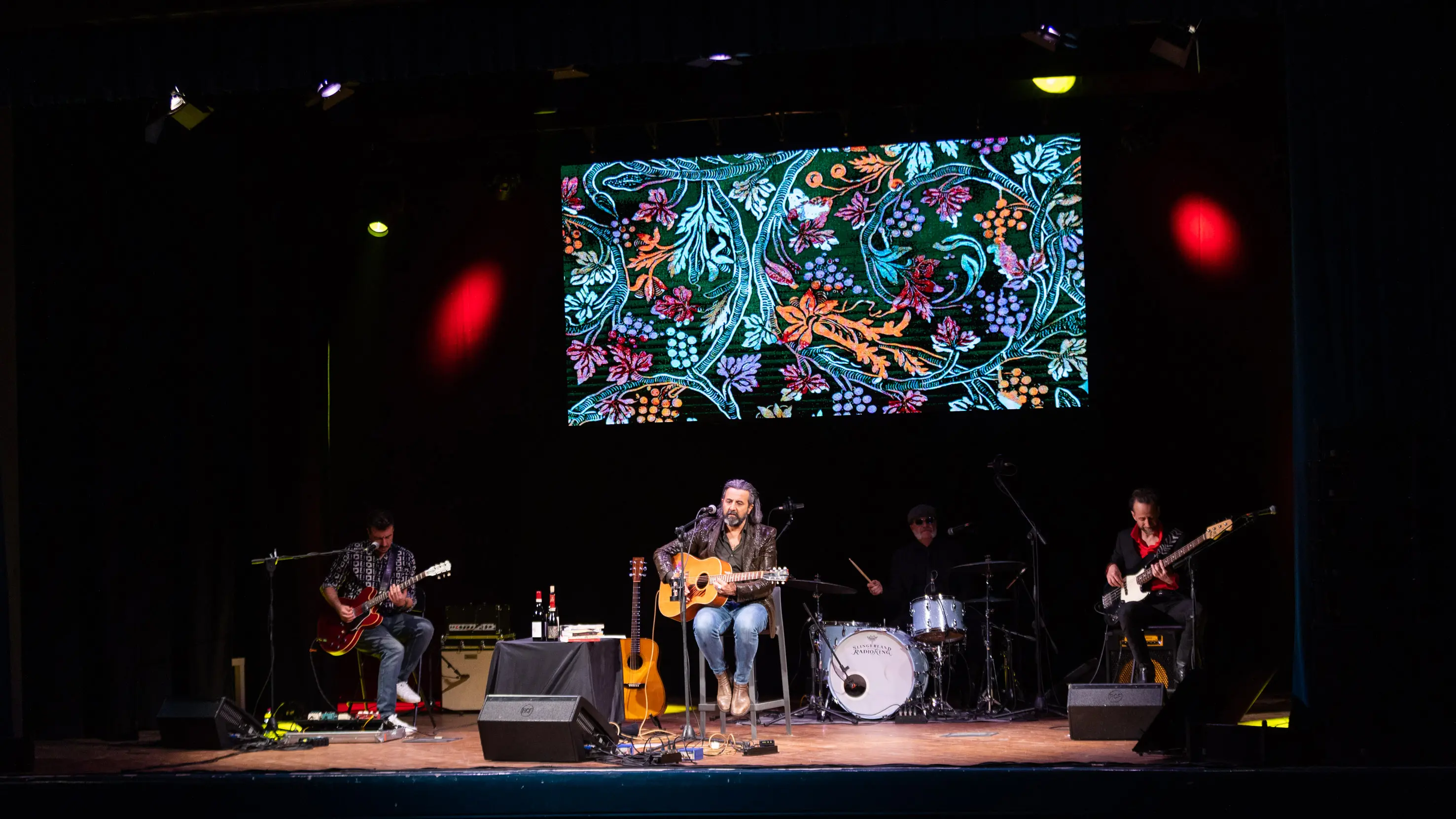 Omar Pedrini con «Canzoni sul saper vivere» a Rezzato