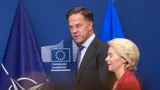 Il segretario della Nato Mark Rutte e la presidente della Commissione europea Ursula von der Leyen - Foto Ansa © www.giornaledibrescia.it