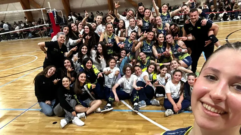 Selfie vittoria per Torbole - © www.giornaledibrescia.it