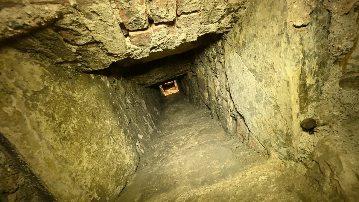 Un dettaglio in una delle torri del Castello di Brescia - Foto New Reporter Favretto © www.giornaledibrescia.it