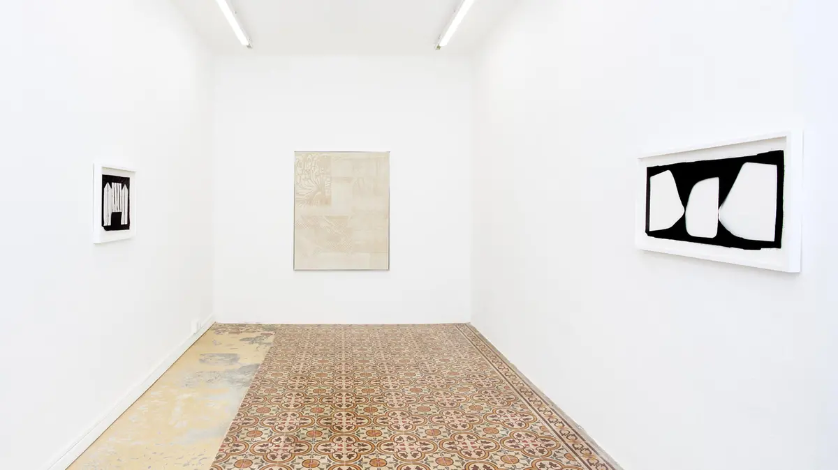 La mostra allestita negli spazi di The Address