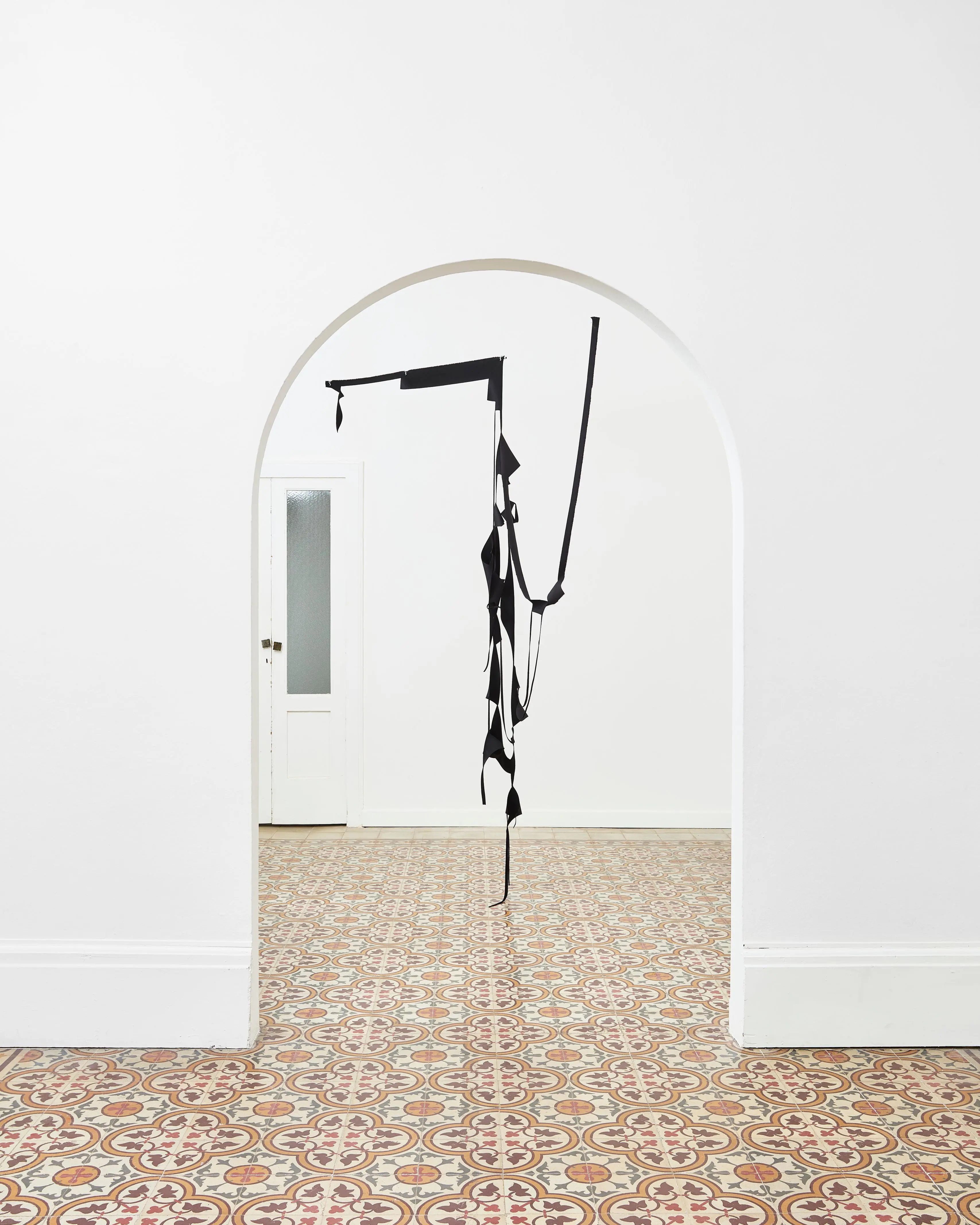 La mostra allestita negli spazi di The Address