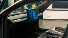 Un'auto a guida autonoma