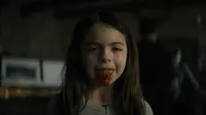 Nel film di Lee Cronin la mummia è interpretata da Natalie Grace - Foto Warner Bros.