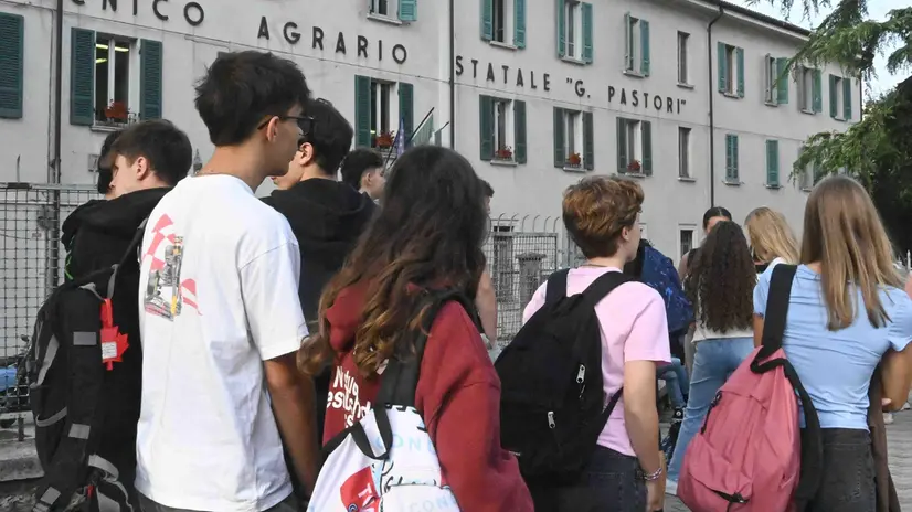 L'ingresso del Pastori - Foto Marco Ortogni/Neg © www.giornaledibrescia.it