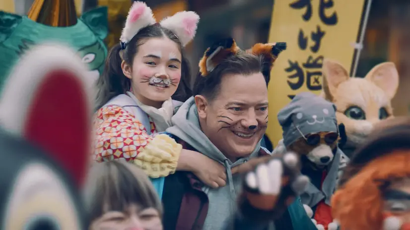 Una scena di Rental family con Brendan Fraser