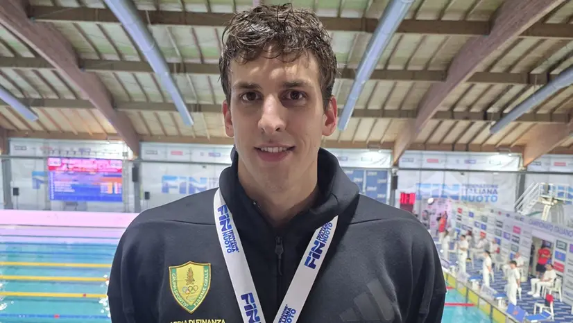Per Michele Lamberti un inizio di Assoluti di nuoto col botto: oro e record italiano nei 50 dorso - © www.giornaledibrescia.it