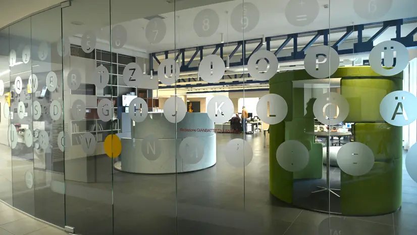 L'ingresso della redazione del Giornale di Brescia - Foto New Reporter Favretto © www.giornaledibrescia.it