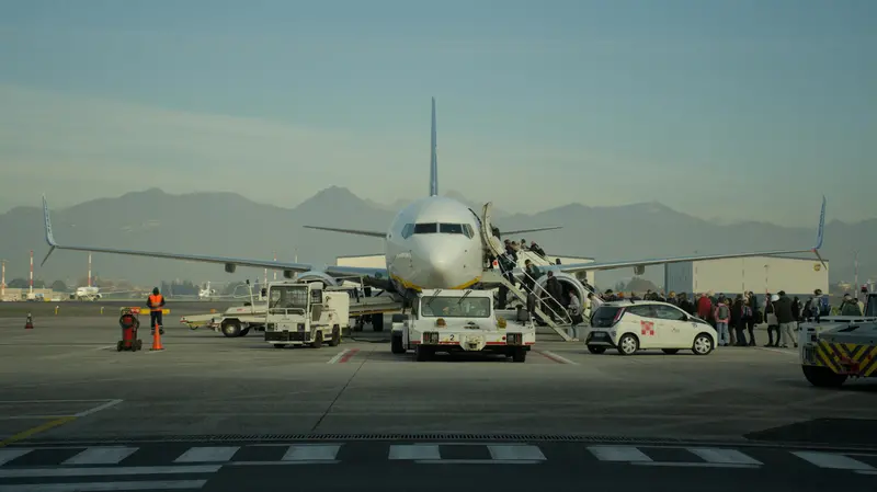 Un aereo all'aeroporto di Bergamo