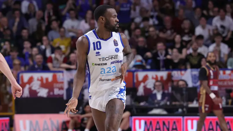 Jason Burnell, 28 punti sabato contro la Reyer - Foto Mazza/Ciamillo-Castoria © www.giornaledibrescia.it