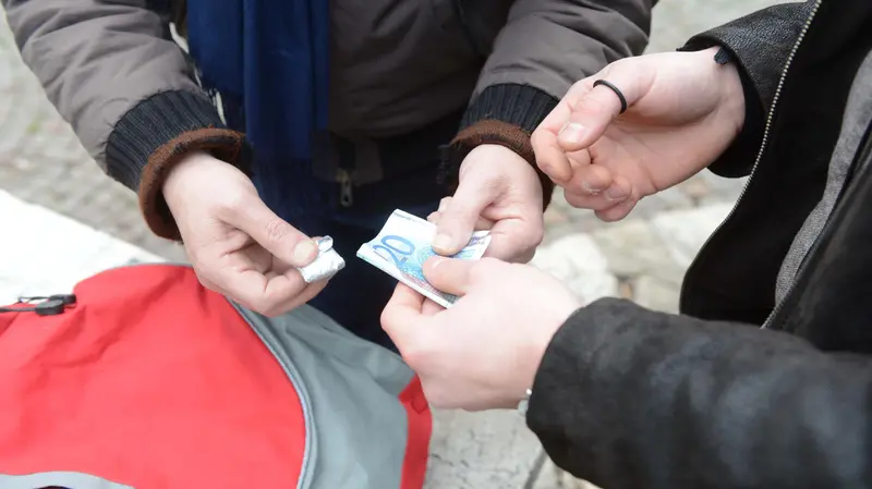 Spaccio di droga (foto simbolica)