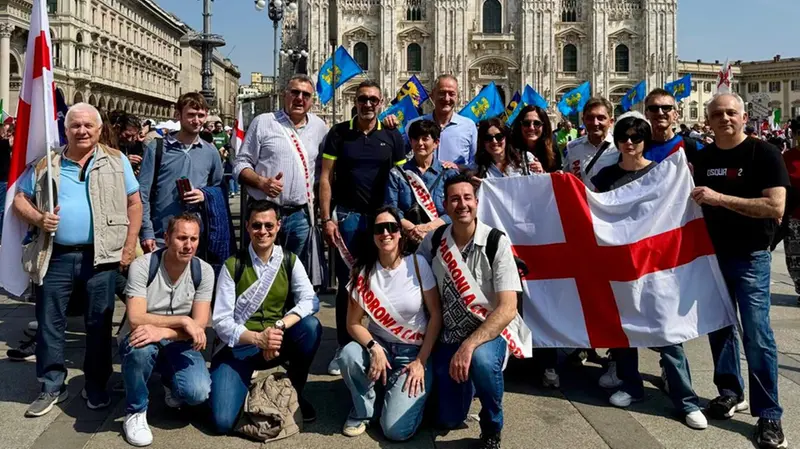 Militanti della Lega a Milano