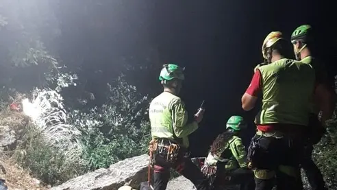 Ricerche durante la notte (foto d'archivio)