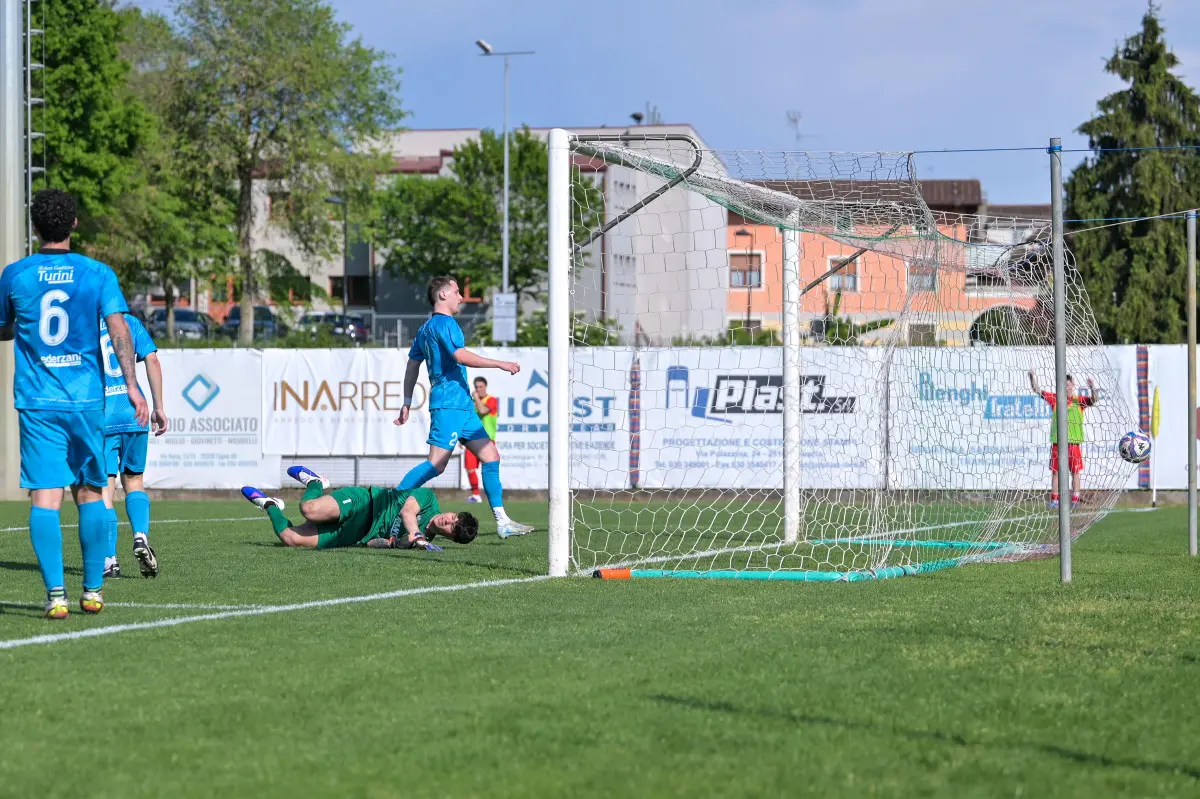 Eccellenza, Pavonese-Castellana 3-2