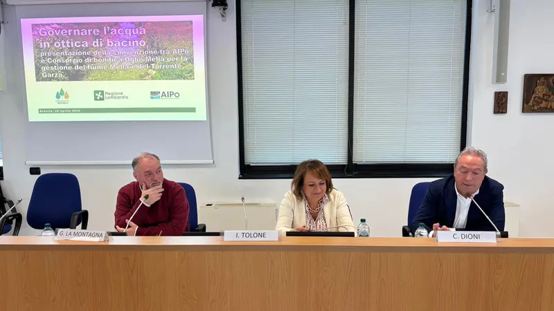 La presentazione dell'accordo - © www.giornaledibrescia.it